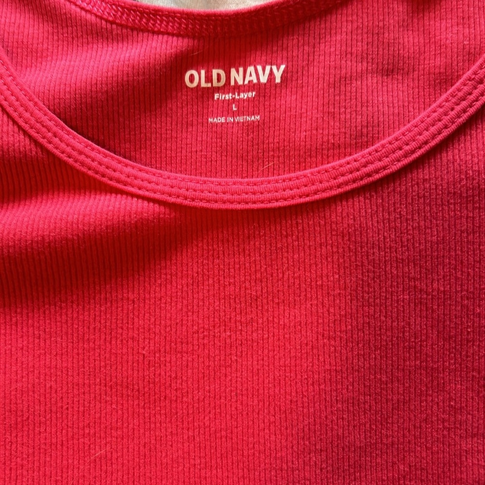 Pink tank - Picture 2 of 2